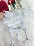 Conjunto Love con liguero